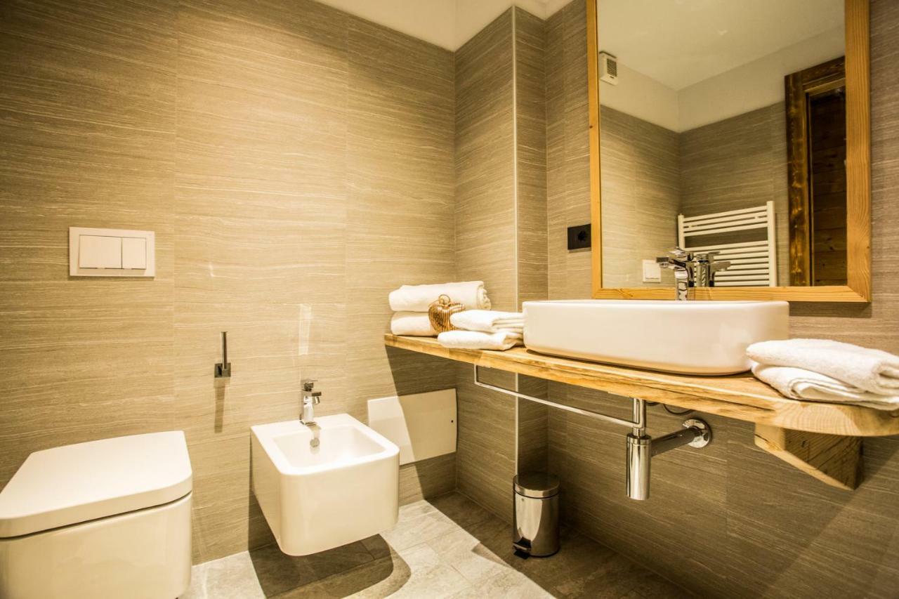 Alpine Rooms Guesthouse Breuil-Cervinia Kültér fotó
