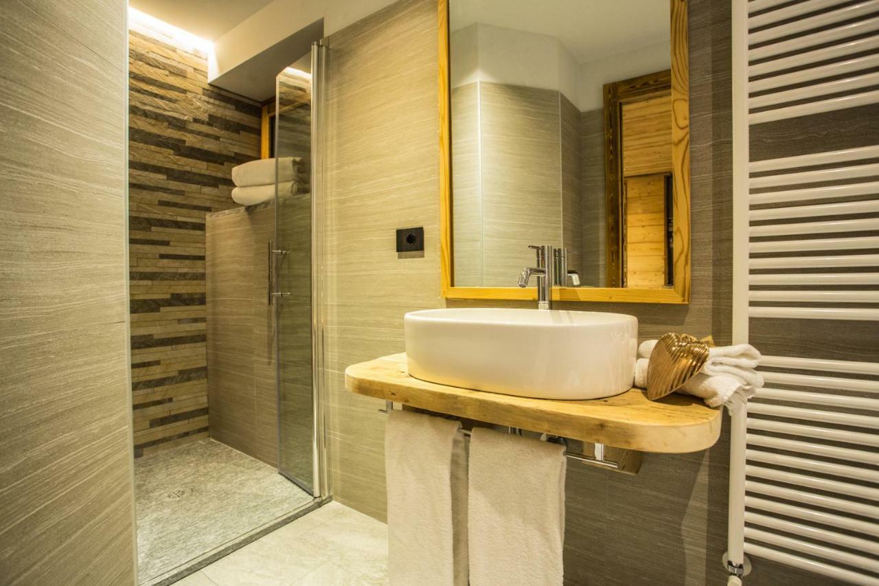 Alpine Rooms Guesthouse Breuil-Cervinia Kültér fotó
