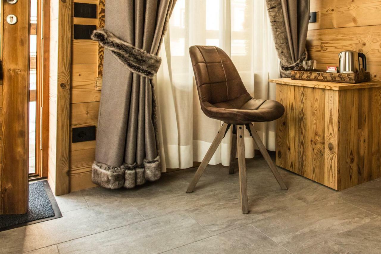 Alpine Rooms Guesthouse Breuil-Cervinia Kültér fotó